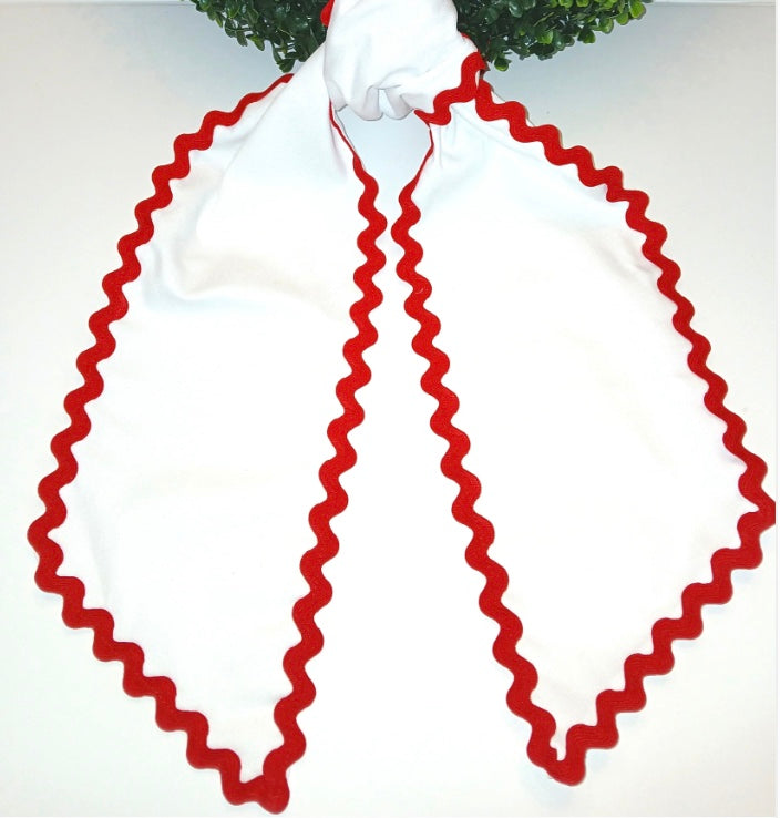 Ric Rac Trim Wreath Sash